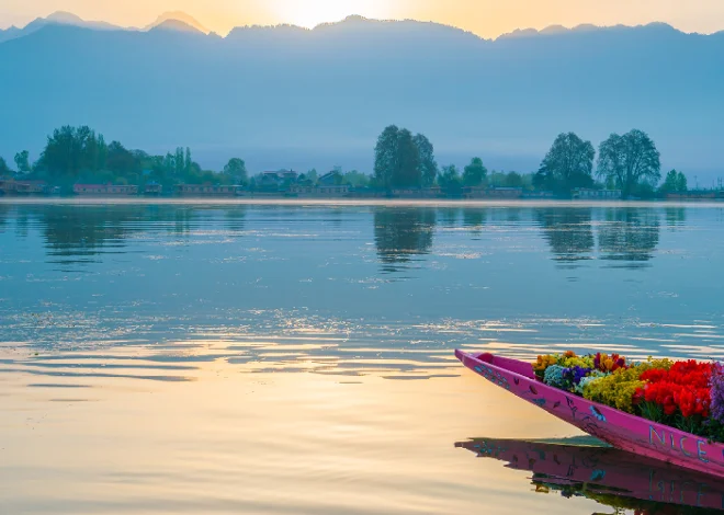 Explore The Majestic Landscapes With Kashmir Tour Packages