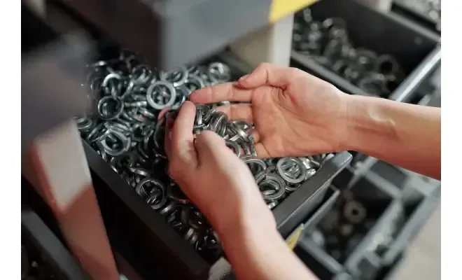 Innovations in Fasteners Manufacturing: What to Expect in 2025?