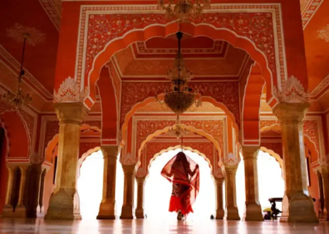 What’s Included in a Typical Tour Package in India?