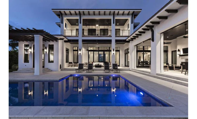 How To Blend Indoor And Outdoor Living In Florida Homes?