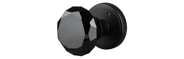 How to Clean Crystal Door Knobs Without Damage?