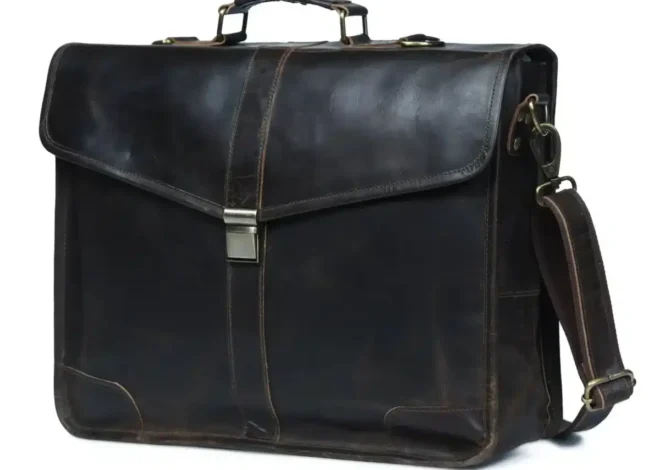 7 Signs Your Leather Duffle Bag Is Vintage
