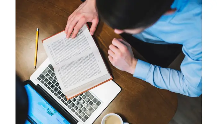 Thesis Editing Services Explained: A Student’s Guide To Better Writing